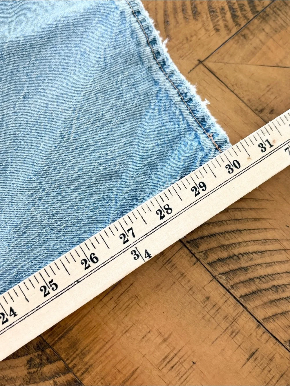 American Eagle 90s Bootcut Distressed Light Wash Blue Jeans Size 12R